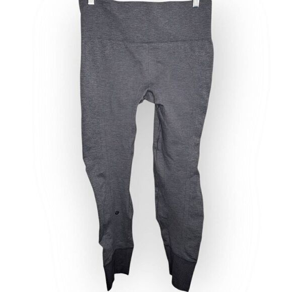 Lululemon Ebb To Street Pant in Heathered Slate size 8 - Picture 3 of 5
